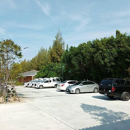 Three Bays Resort Прачуап Кири Кан Екстериор снимка