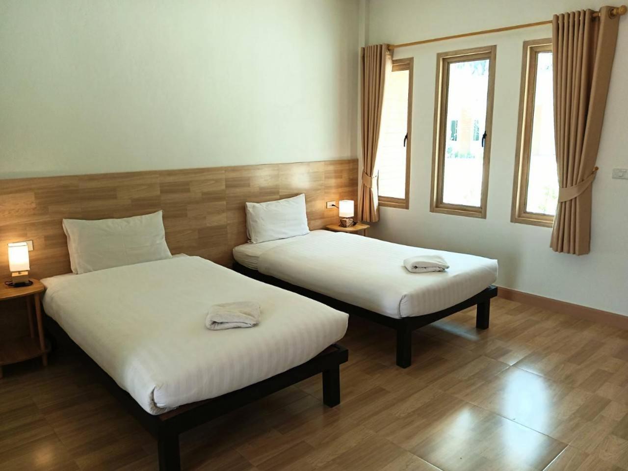 Three Bays Resort Прачуап Кири Кан Екстериор снимка